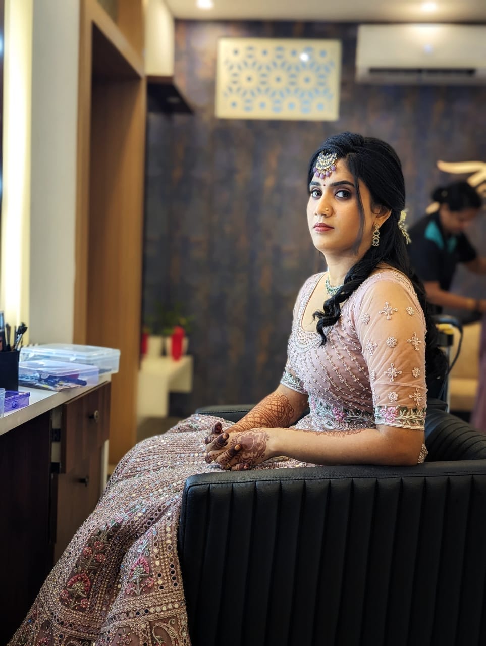 Bridal makeover & wedding makeup at Zelenz Unisex Saloon